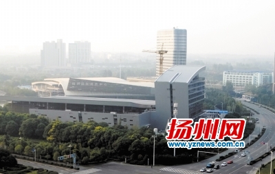 國(guó)展中心三期主體建筑已完工。孔生攝